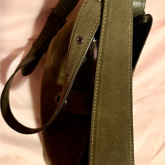 Hadley Convertible Crossbody Bag - Picture 6 of 12